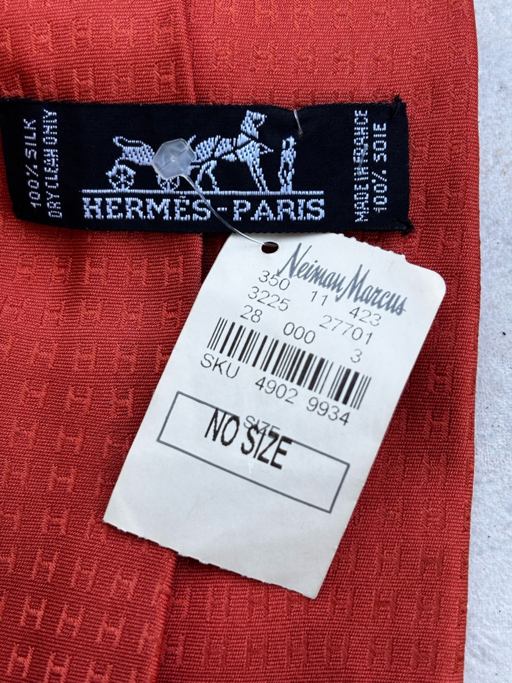 Hermes Neiman Marcus Burnt Orange Silk Tie with Woven H Motif - Picture 3 of 16